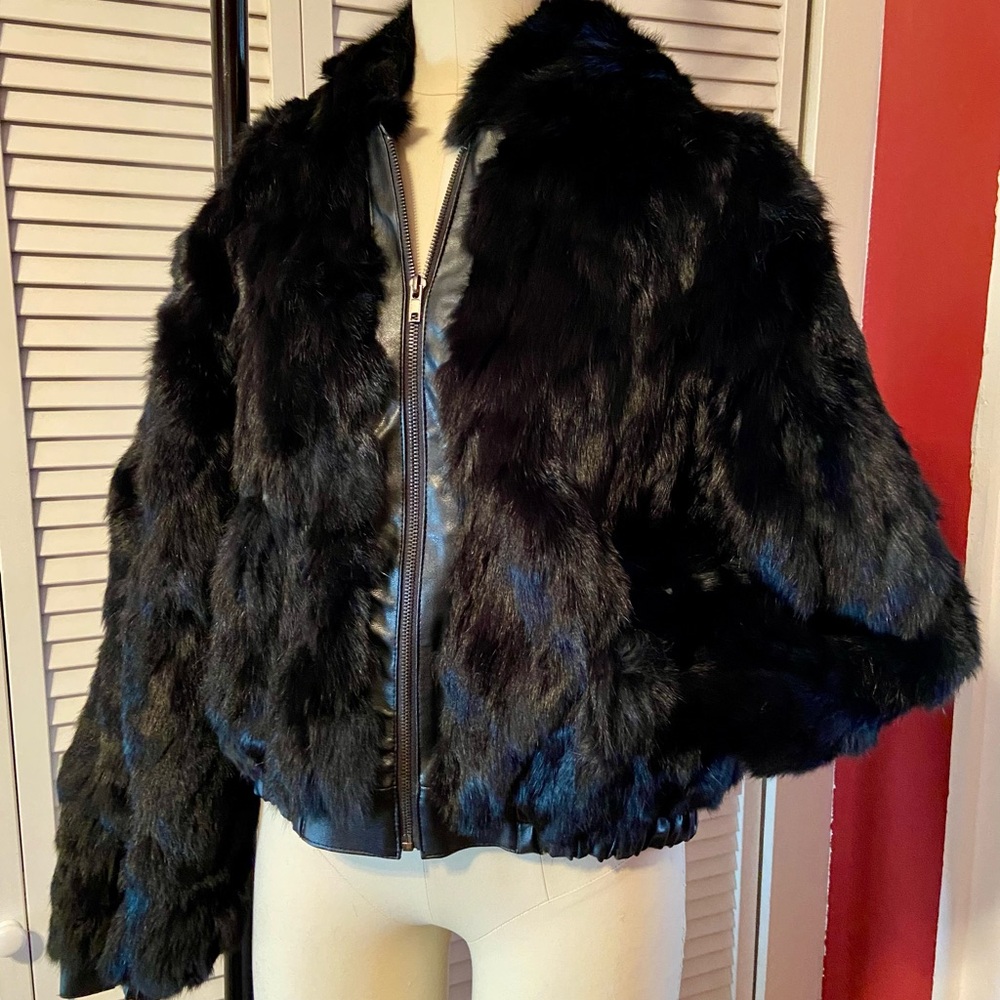 Bomber jacket fur with hood and front side pockets Size XL